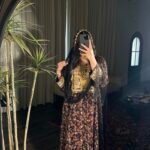صوري مميز بلون اسود