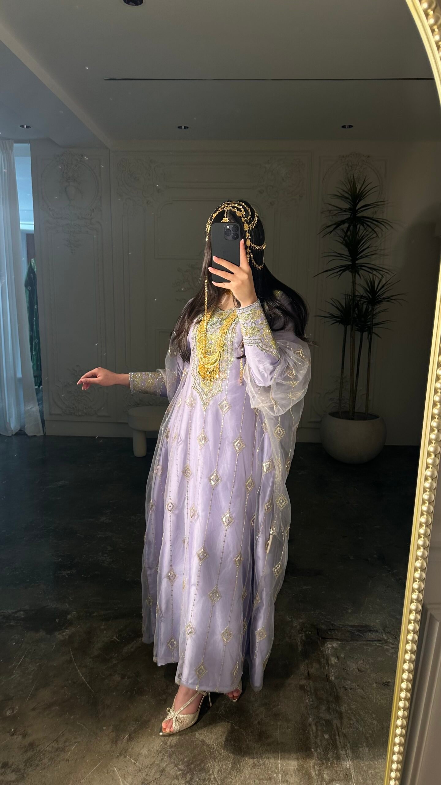 IMG_3401 ثوب خليجي بلون بنفسجي - الصورة 1